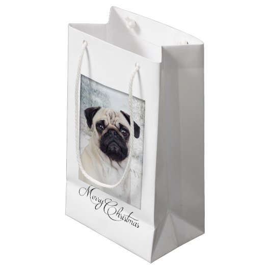 Pug kerstcadeau klein cadeauzakje (Voorkant Gekanteld)