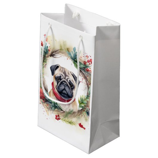 Pug Kerstkrans Feestelijke Pup Klein Cadeauzakje (Achterkant Gekanteld)