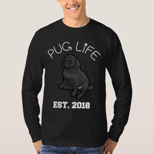 PUG Life - Opgericht 2018 - Black Pug Fitted SCO T-shirt (Voorkant)