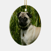 Pug Looking in camera Keramisch Ornament (Rechts)
