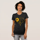 Pug mam met Moederdag van zonnebloem T-shirt (Voorkant volledig)