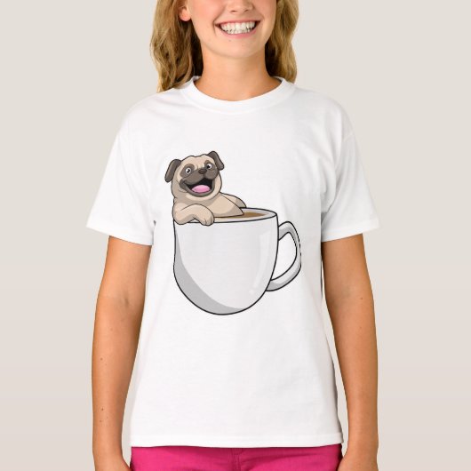Pug met beker koffie t-shirt (Voorkant)