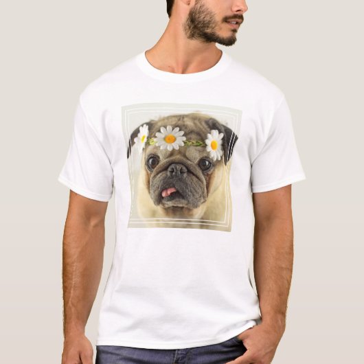Pug met Daisy Crown T-shirt (Voorkant)