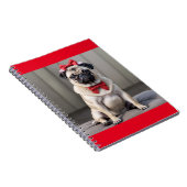 Pug met een boog notitieboek (Rechterzijde)