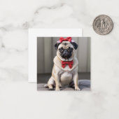 Pug met een boog notitiekaartje (Voorkant / Achterkant in situ)