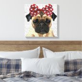 Pug met roodborstbedekking op kop canvas afdruk (Insitu (Slaapkamer))