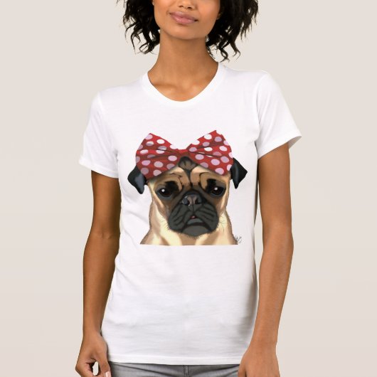 Pug met roodborstbedekking op kop t-shirt (Voorkant)