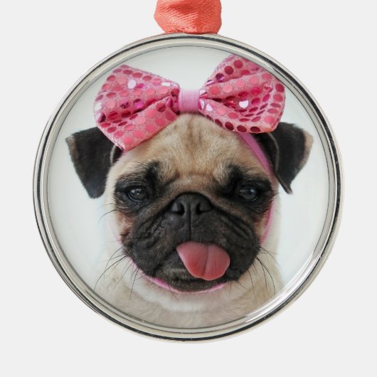 Pug met roze romp metalen ornament (Voorkant)