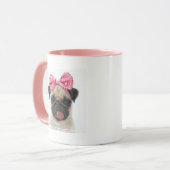 Pug met roze romp mok (Voorkant links)