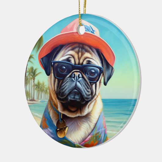 Pug on Beach, zomercadeau voor hondenliefhebber Keramisch Ornament (Links)