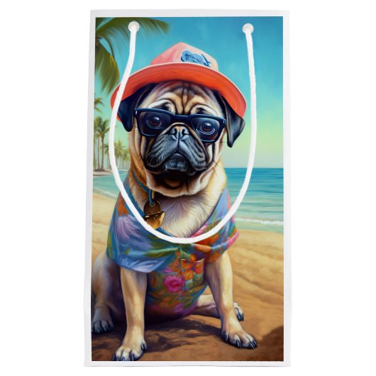 Pug on Beach, zomercadeau voor hondenliefhebber Klein Cadeauzakje (Voorkant)