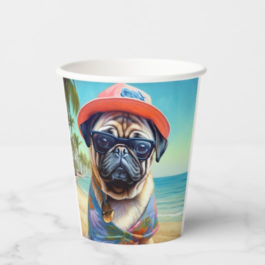 Pug on Beach, zomercadeau voor hondenliefhebber Papieren Bekers (Voorkant)