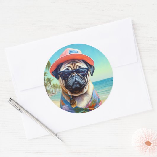 Pug on Beach, zomercadeau voor hondenliefhebber Ronde Sticker (Envelop)
