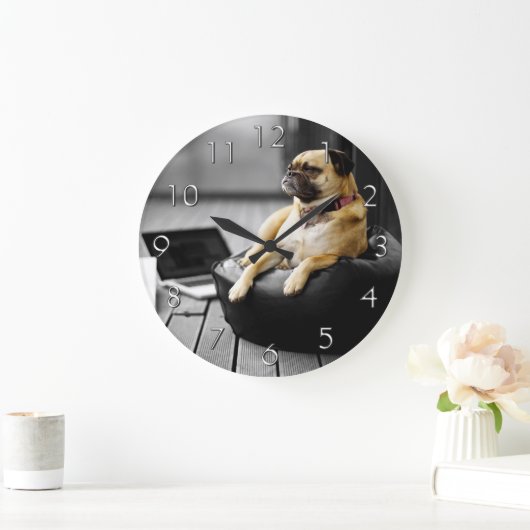 Pug op Rest Grote Klok (Huis)