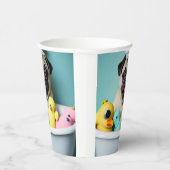 Pug Paradise: Een zwemschoonheid op de buis Papieren Bekers (Rechts)