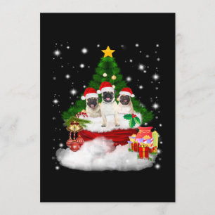 Pug pug met vrienden vrolijk bij kerstboom kaart