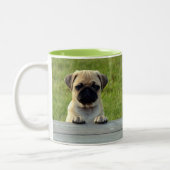 Pug Pup Tweekleurige Koffiemok (Links)