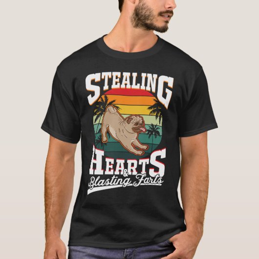 Pug Stealing hearts & blasting farts Valentine's D T-shirt (Voorkant)