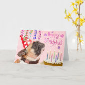 Pug van de partij en de Cake van de Verjaardag Kaart (Gele Bloem)