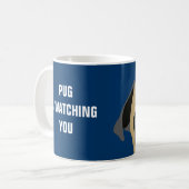 Pug volgt koffiemok (Voorkant links)