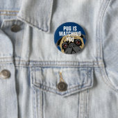Pug volgt ronde button 5,7 cm (In situ)