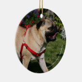 Pug Wearing Red Harness Keramisch Ornament (Rechts)