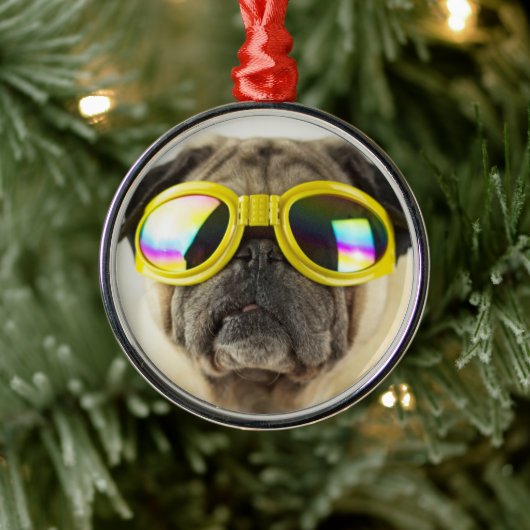 Pug with Goggles Metalen Ornament (Boom)