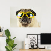 Pug with Goggles Poster (Thuiskantoor)