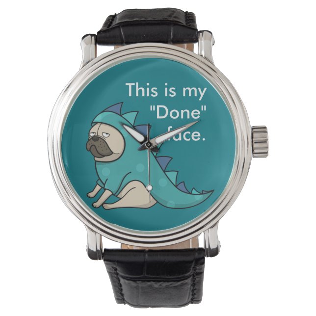 Pugasaurus is "Gedaan" Funny Pug Cartoon Horloge (Voorkant)