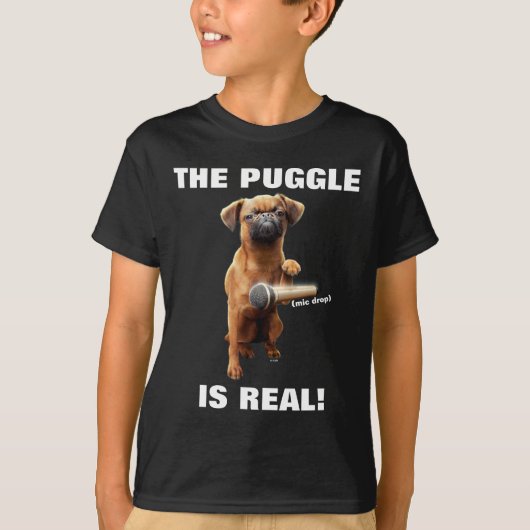 Puggle Mic Drop T-shirt (Voorkant)