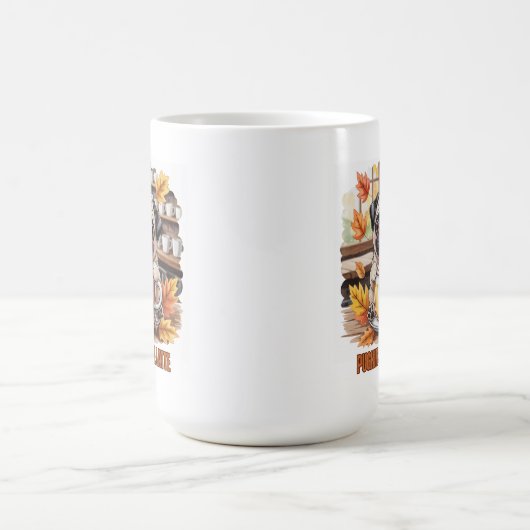Pugkin Spice Latte – Cute Autumn Pug Coffee Design Koffiemok (Center)