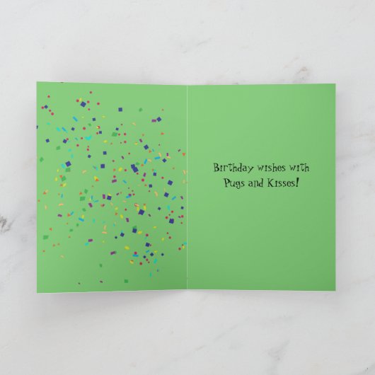 Pugs en Kisses Birthday Kaart (Binnen)