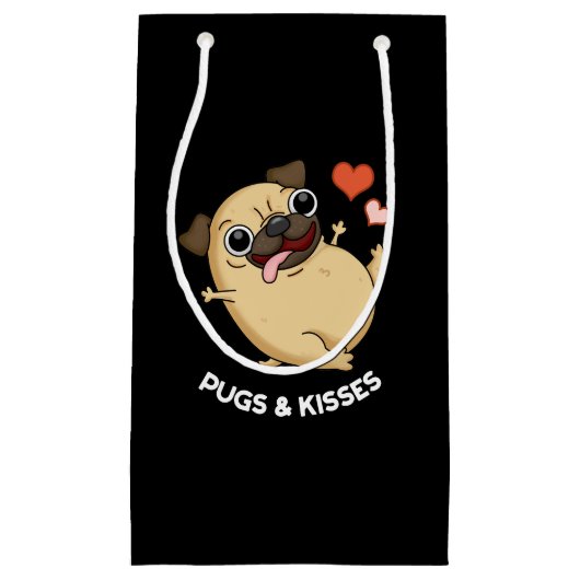 Pugs En Kisses Grappige Hond Pun Donker BG Klein Cadeauzakje (Voorkant)