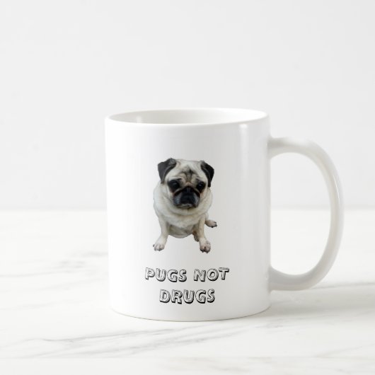 PUGS NOT DRUGS KOFFIEMOK (Rechts)