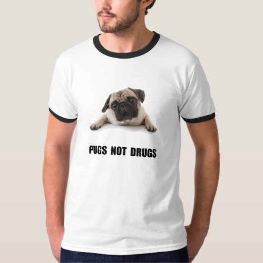 Pugs not Drugs T-shirt (Voorkant)