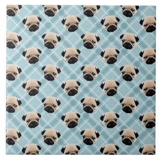 Pugs op blauwe schaal tegeltje