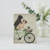 Pugs op fiets briefkaart (Staand voorkant)