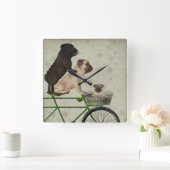 Pugs op fiets vierkante klok (Huis)
