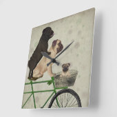 Pugs op fiets vierkante klok (Hoek)