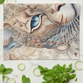 Puma Gezicht Surrealistische Kunst Theedoek (Gevouwen)