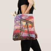 Pumpjack silhouet pastel tekening Amerikaanse vlag Tote Bag (Dichtbij)