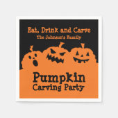 Pumpkin carving party oranje zwarte douanenaam servet (Voorkant)