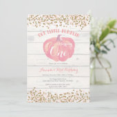 Pumpkin eerste verjaardag uitnodiging roze en goud (Staand voorkant)