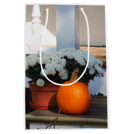 Pumpkin en White Mums - Martha's wijntuin Medium Cadeauzakje (Voorkant)