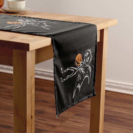 Pumpkin feeën hebben plezier op Halloween Korte Tafelloper (Voorbeeld)