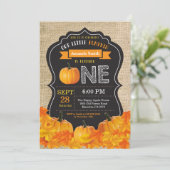 Pumpkin First Birthday Invitation Oranje Burlap Kaart (Staand voorkant)