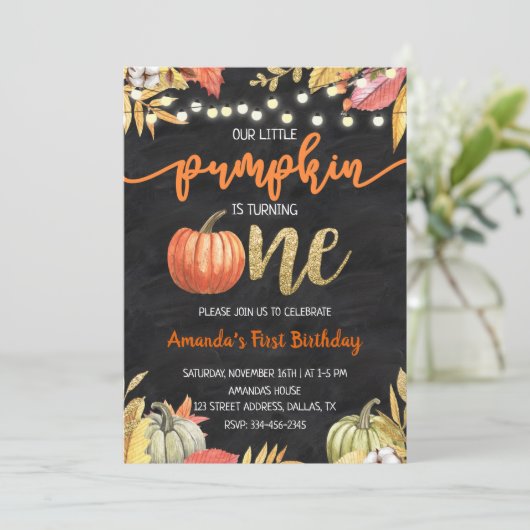 Pumpkin Gold Herfst Chalkboard, eerste verjaardag Kaart (Staand voorkant)