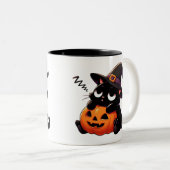 Pumpkin Hugging Witch Cat Halloween Mug | Two-Side Tweekleurige Koffiemok (Voorkant rechts)