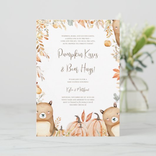 Pumpkin Kisses & Beer Hugs Baby shower Uitnodiging (Staand voorkant)