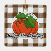 Pumpkin op bruine speldenbank - Happy Thanksgiving Keramisch Ornament (Achterkant)